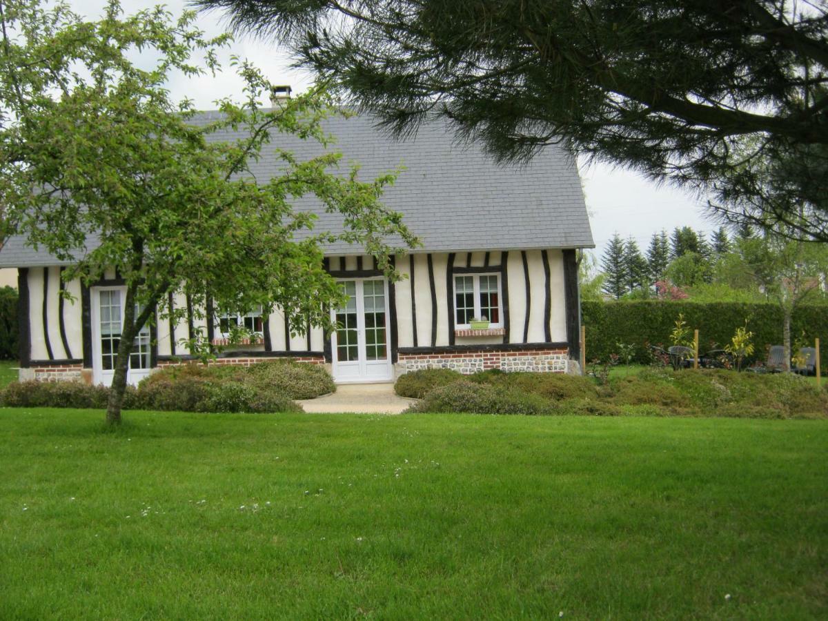 Gite Des Pins Penches Brunville Kültér fotó