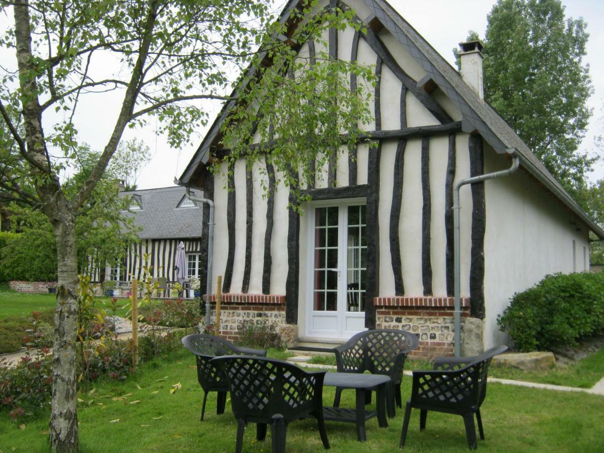 Gite Des Pins Penches Brunville Kültér fotó